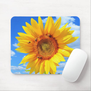 Mousepad Girassol Amarelo e Abelhas no Céu Azul - Dia do Ve
