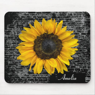 Mousepad girassol amarelo no tijolo