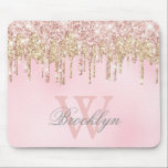 Mousepad Glitter Gota Girly Blush Rosa Rosa Monograma Doura<br><div class="desc">O brilho rosa rosa rosa rosa, moderno e esbranquiçado pinga o nome personalizado mousepad monograma. Este design apresenta o amarelo-rosa-rosa-rosa-claro e branco-claro e o brilho amarelo-brilho-brilho no fundo cor-de-água-rosa com nome e modelo de texto inicial monograma. O nome é escrito como uma fonte elegante e bonito escrita à mão. Um...</div>