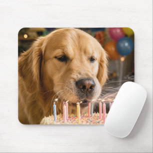Mousepad Golden Retriever Apagando Velas de Aniversário