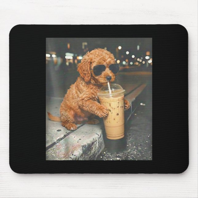 Mousepad Goldendoodle bebendo café gelado meme engraçado de (Frente)