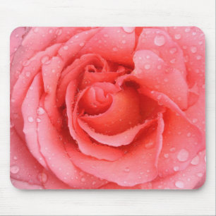 Mousepad Gotas de água de rosa vermelha romântica