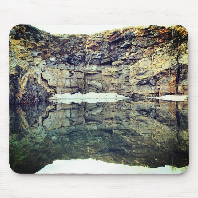 Mousepad Granite Rock Quarry Wall Reflexão #1 Natureza (Frente)