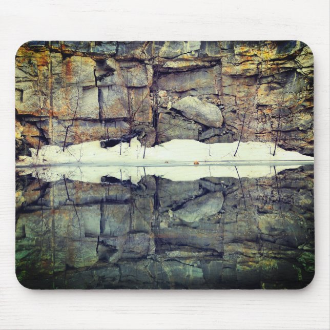 Mousepad Granite Rock Quarry Wall Reflexão #2 Natureza (Frente)