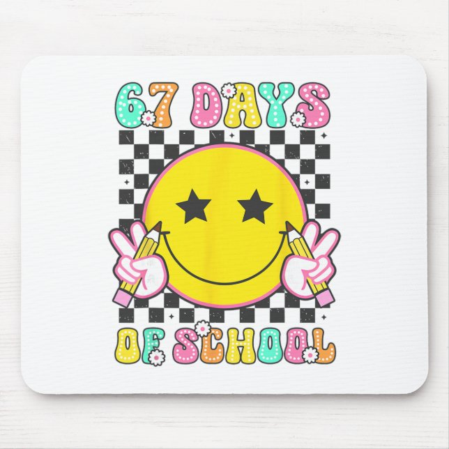 Mousepad Groovy 67 Dias De Escola Rosto Sorridente Professo (Frente)