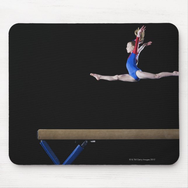 Mousepad Gymnast (9-10) saltando no feixe 2 (Frente)