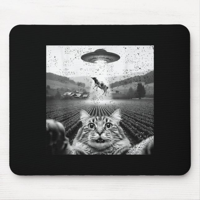 Mousepad Hilarious Cat Selfie Ufo Cow Abduction Alien Meme  (Frente)