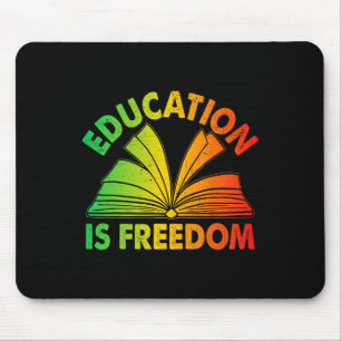 Mousepad História Negra Educação é Livro da Liberdade Preto
