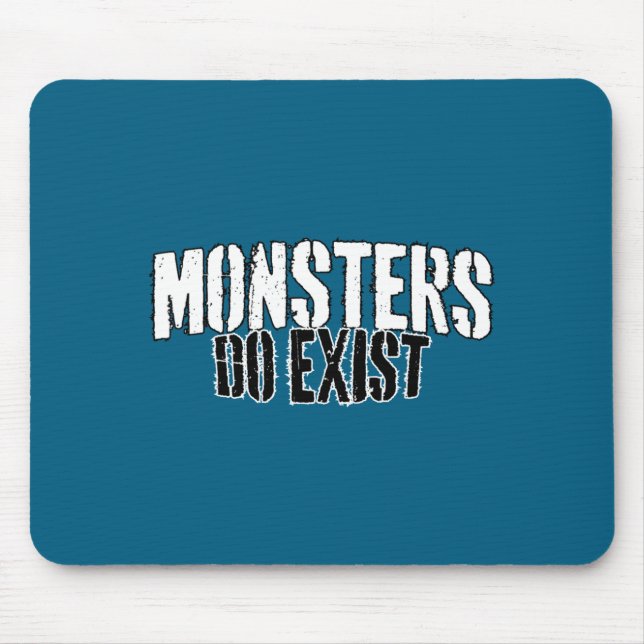 Mousepad Ilustração Monstros Existem (Frente)
