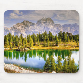 Mousepad Impressionante Vista Censal das Montanhas Dolomite