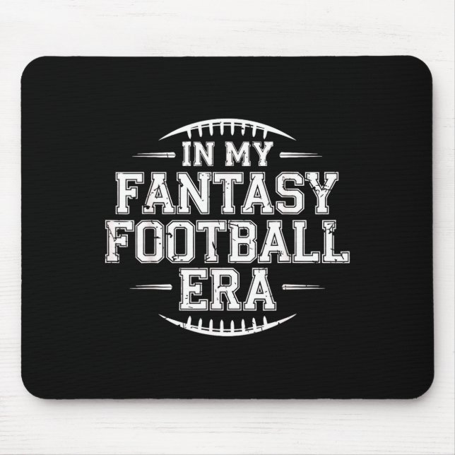 Mousepad In My Fantasy Football Era Retro Groovy Who Love F (Frente)