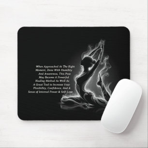 Mousepad Instrutor Yoga Reiki Pose Rei Pigeon com uma perna