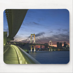 Mousepad Japão. Tóquio. Ponte Arco-íris na Baía de Tóquio.