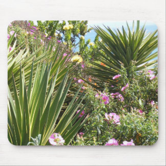 Mousepad Jardim com variedade de plantas e de flores