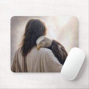 Mousepad Jesus segurando uma águia-careca doente
