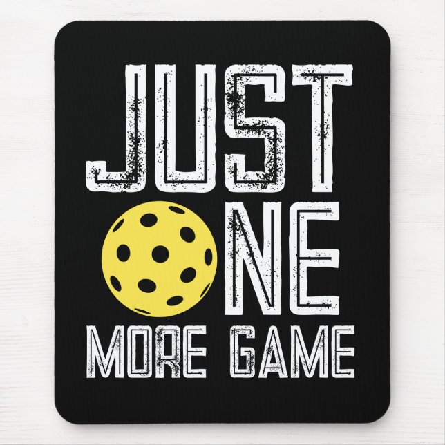 Mousepad Jogador de Pickleball "Só Mais Um Jogo" (Frente)