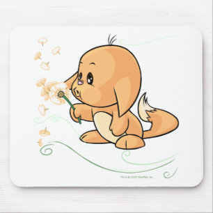 Mousepad Kacheek alaranjado que deseja em um dente-de-leão