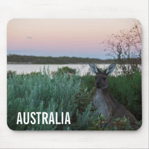 Mousepad Kangaroo Wildlife Sunset Lake Austrália