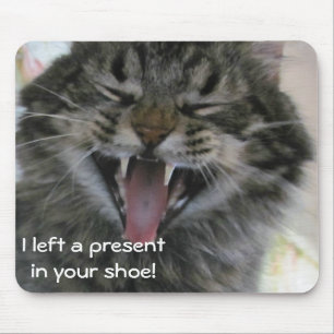 Mousepad Kitty deixou um presente no seu sapato