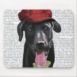 Mousepad Labrador Preto com Boné Vermelho<br><div class="desc">Pets</div>