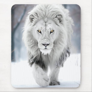 Mousepad Leão Branco Majestoso em Design de Paisagem Invern