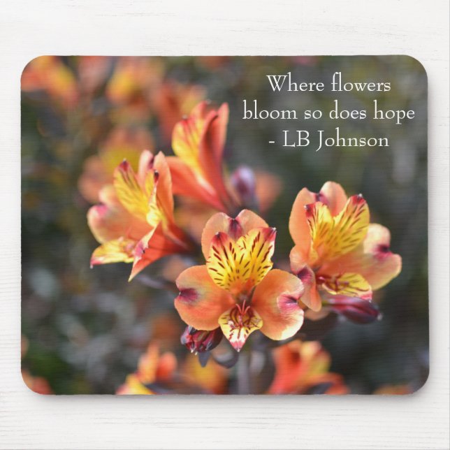 Mousepad Lily Peruana Flói Inspiração Botânica (Frente)