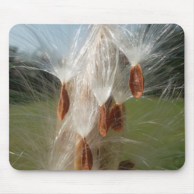 Mousepad Linda Mágica Milkweed: Um Design de Voo Skyward (Frente)