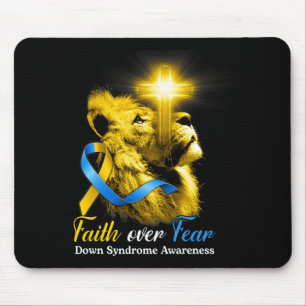 Mousepad Lion Cristão Cruza a Fé sobre a Síndrome do Medo