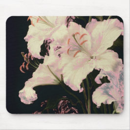 Mousepad Lírios Brancos Elegantes sobre Fundo Preto Floral