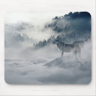 Mousepad Lobos numa paisagem de inverno