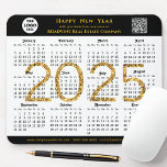 Mousepad Logotipo comercial do Calendário 2025 QR Simples p<br><div class="desc">Logotipo comercial do Calendário 2025, código QR Pad do mouse Dourado preto moderno com brilho. Todos os textos estão pré-organizados para que você personalize fácil e rapidamente com seus próprios detalhes. Desejo a todos um Feliz Feriado e um Incrível Ano Novo! Para muitos outros designs de cartões, visite: (Cartões de...</div>