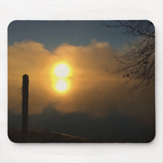 Mousepad Luz da Manhã Sobre Água Tranquila (Frente)