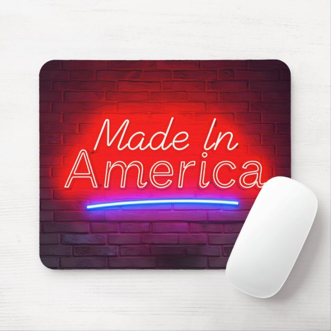 Mousepad Made In America Neon Sign On Brick (Com mouse)