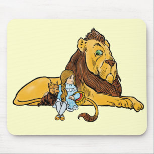 Mousepad Mágico Vintage de Oz, Dorothy e Toto com Leão