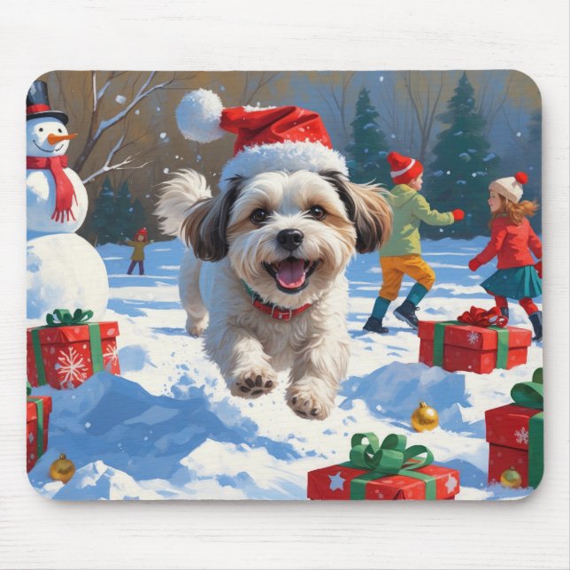 Mousepad Malti Tzu Correndo na Neve com Chapéu de Natal (Frente)