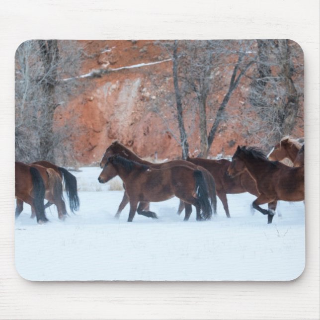 Mousepad Manada de Cavalos Correndo na Neve (Frente)