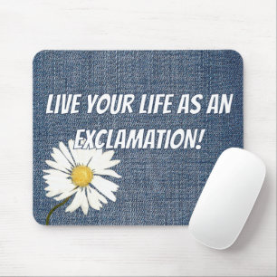 Mousepad Margarida e Citação Inspiradora em Tecido de Denim