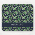 Mousepad Marinho Personalizado Azul Dourado Palma Folha Bot<br><div class="desc">A Palma Azul Dourada do Marinho Personalizada Deixa A Placa Botânica Do Mouse. Esta bela cobertura escura do rato apresenta um padrão geométrico em dourado falso e folhas de palma sobre fundo do marinho e pode personalizá-lo com o seu nome e trabalho. É um presente perfeito para um novo emprego,...</div>