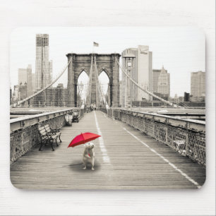 Mousepad Marty Mouse no Mouse Bridge do Brooklyn