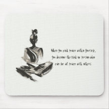 Meditação de Instrutor Yoga Pose Pose Pincel Citaç