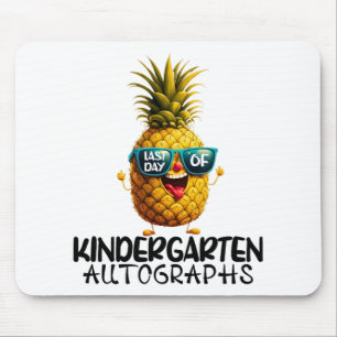 Mousepad Menina De Graduação De Autografo Do Jardim De Infâ