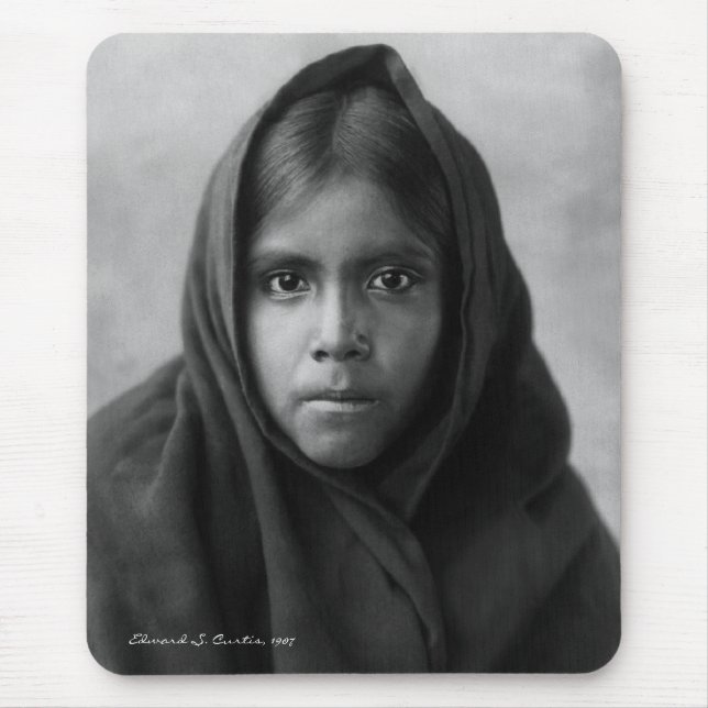 Mousepad Menina de Qahatika (Frente)