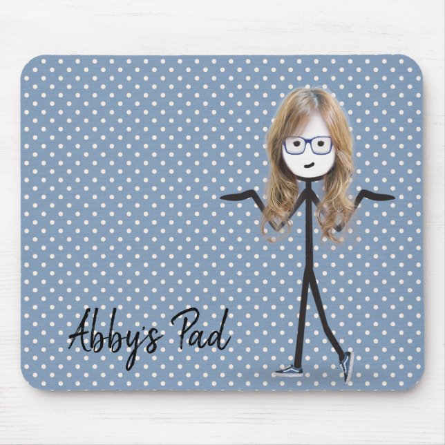 Mousepad Menina Palito Com Cabelo Loiro em Pontos  (Frente)