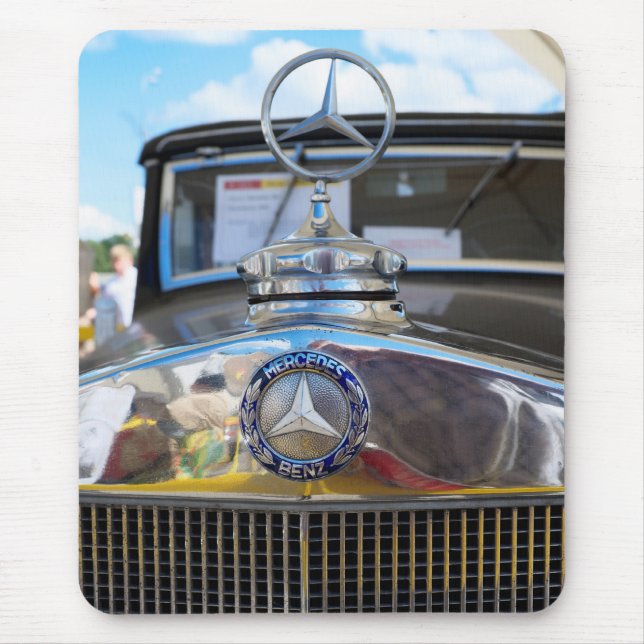 Mousepad Mercedes-Benz 260D. O primeiro carro a diesel do m (Frente)