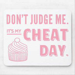 Mousepad Meu Dia de Trampa Cupcake Rosa Humor Dietético