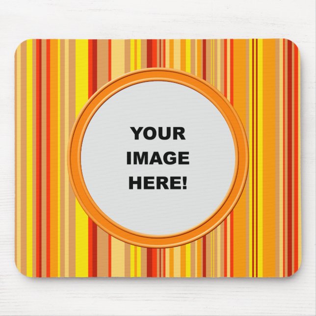 Mousepad Modelo, beira alaranjada das listras (Frente)