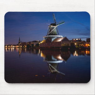 Mousepad Moinho de vento Leidschendam com reflexão à noite
