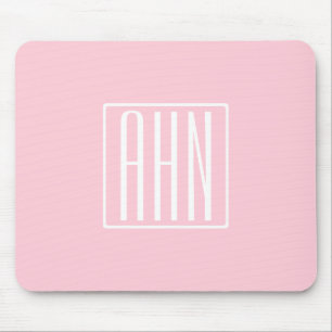 Mousepad Monograma de Iniciais Branco sobre Rosa Claro