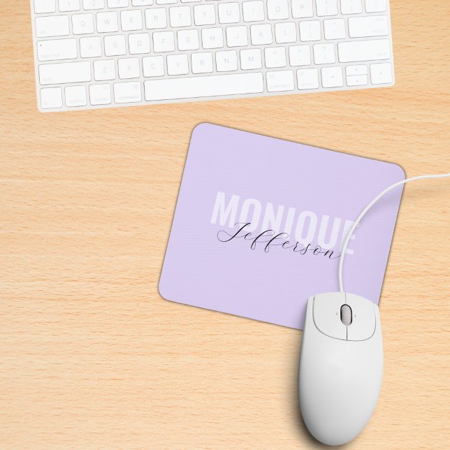 Mousepad Monograma de Lavanda Lilática Moderna de Script de (Criador carregado)