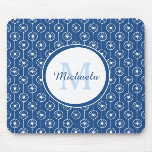 Mousepad Monograma de na moda Blue e White Hearts com Nome